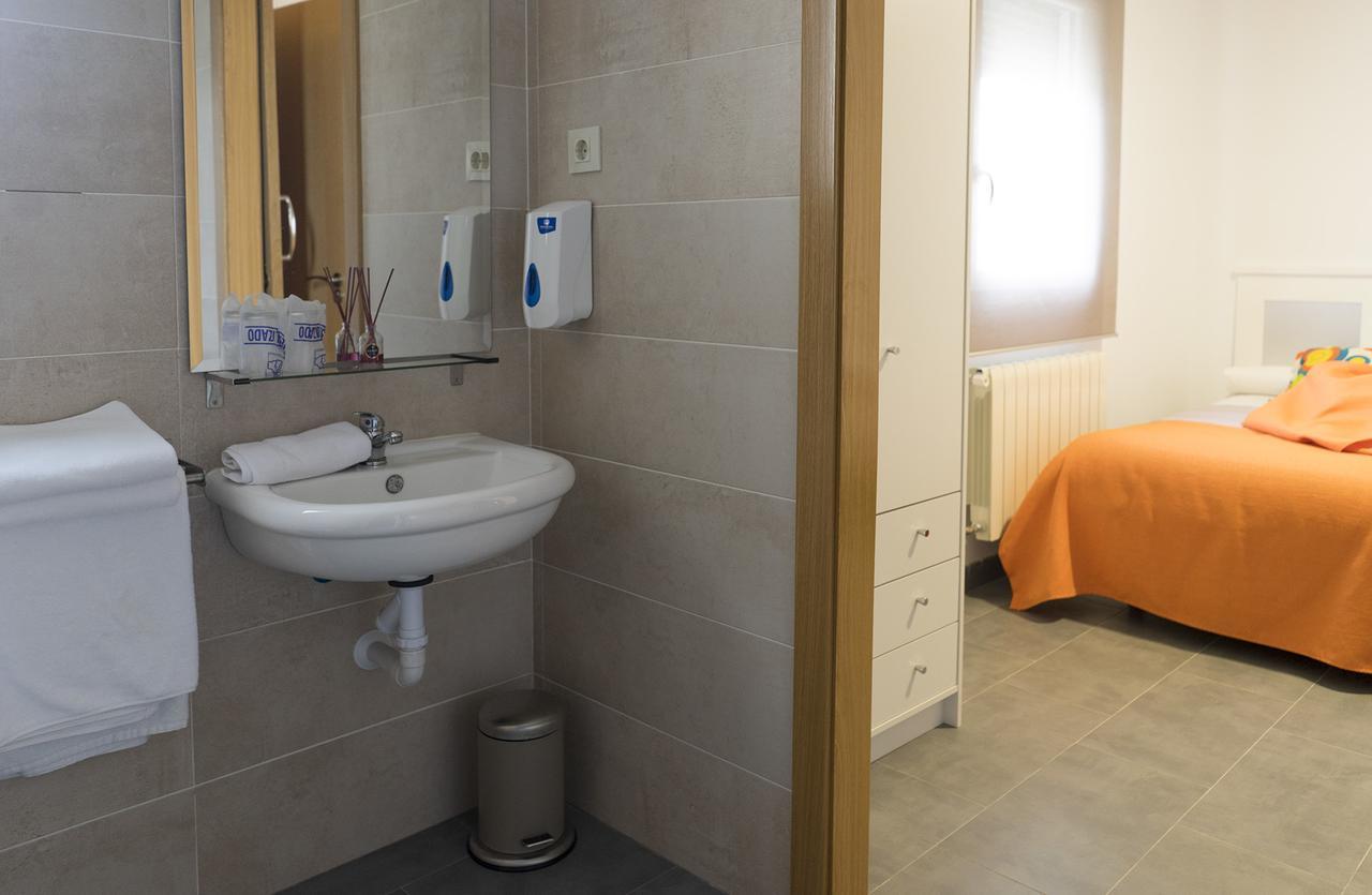 Hostal Los Gabrieles Albacete Ngoại thất bức ảnh