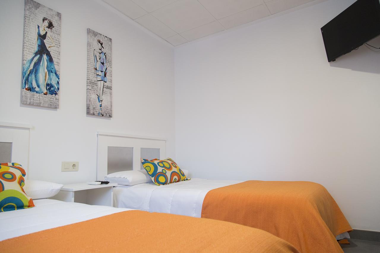 Hostal Los Gabrieles Albacete Ngoại thất bức ảnh